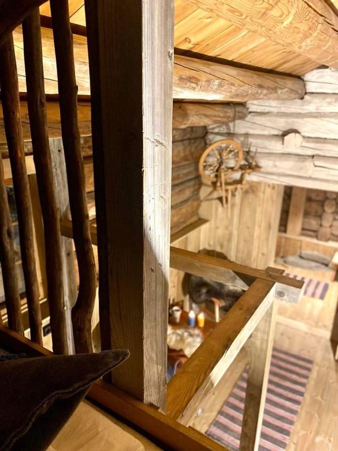 Sauefjoset - Idyllisk Gardstun Fra 1800-Tallet Skjak Екстер'єр фото